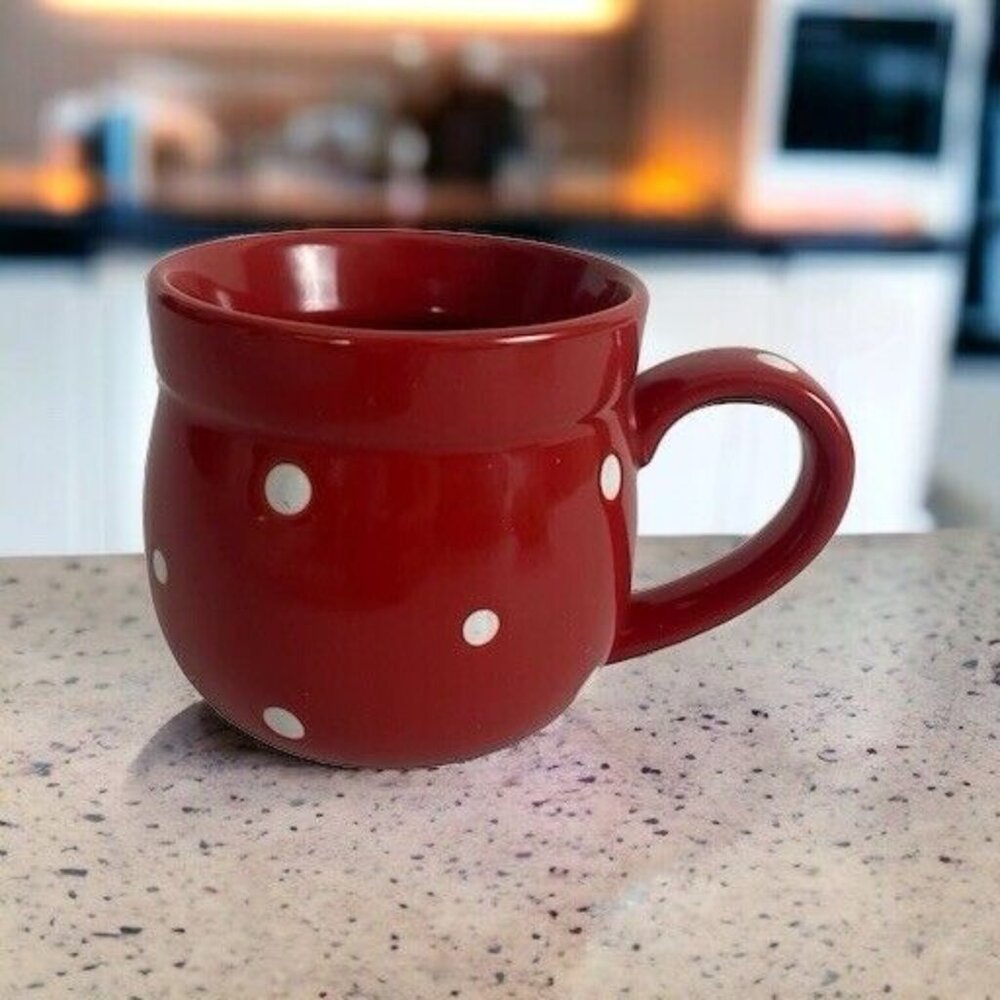 Temp-tations by tara Red polka dot mug in box 12 oz. 3.5" high Replacement